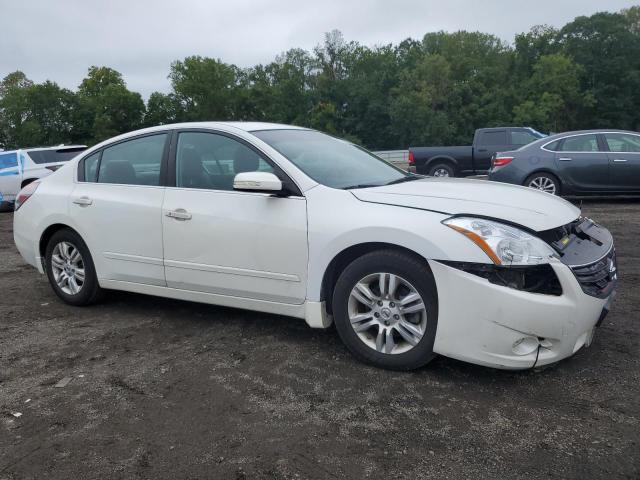 1N4AL2AP1CN403081 - 2012 NISSAN ALTIMA BASE WHITE photo 4