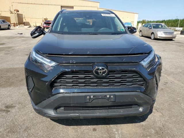 2T3P1RFV0NW266303 - 2022 TOYOTA RAV4 XLE BLACK photo 5