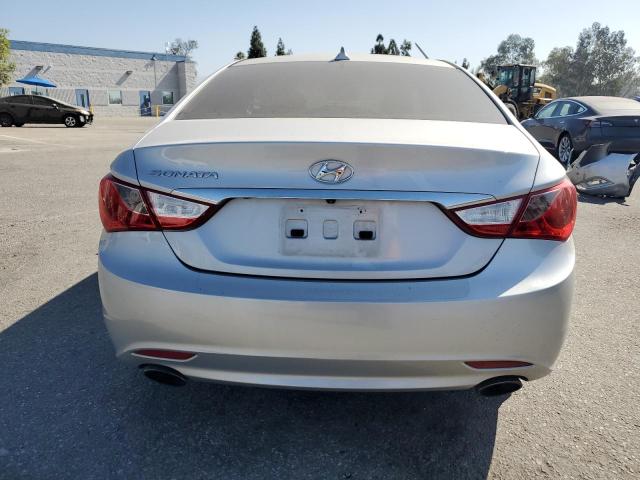 5NPEC4AC1DH791824 - 2013 HYUNDAI SONATA SE SILVER photo 6