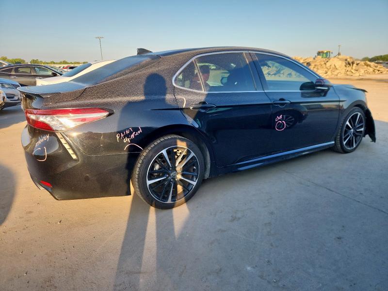 4T1BZ1HKXKU028051 - 2019 TOYOTA CAMRY XSE 黑色 照片 3