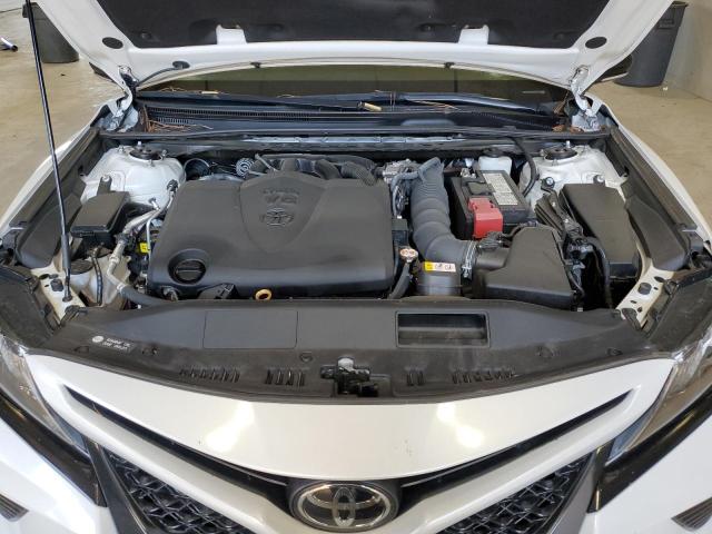 4T1KZ1AK8NU067168 - 2022 TOYOTA CAMRY TRD WHITE photo 11