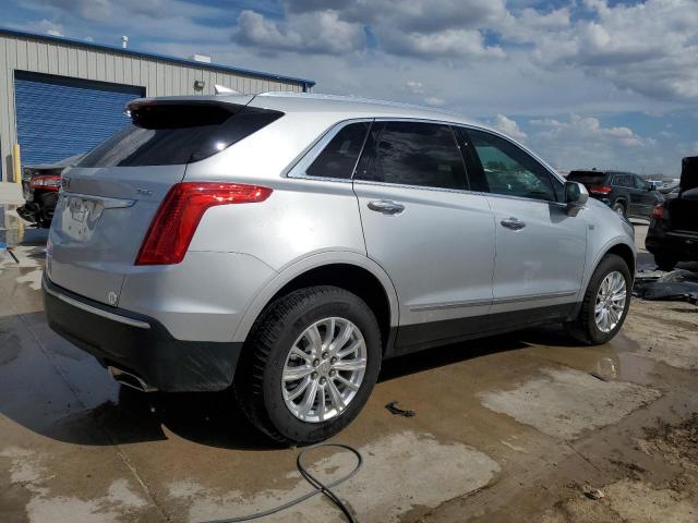 1GYKNARS7KZ166156 - 2019 CADILLAC XT5 银色 照片 3