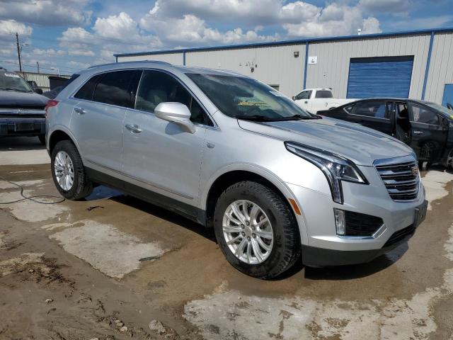 1GYKNARS7KZ166156 - 2019 CADILLAC XT5 银色 照片 4