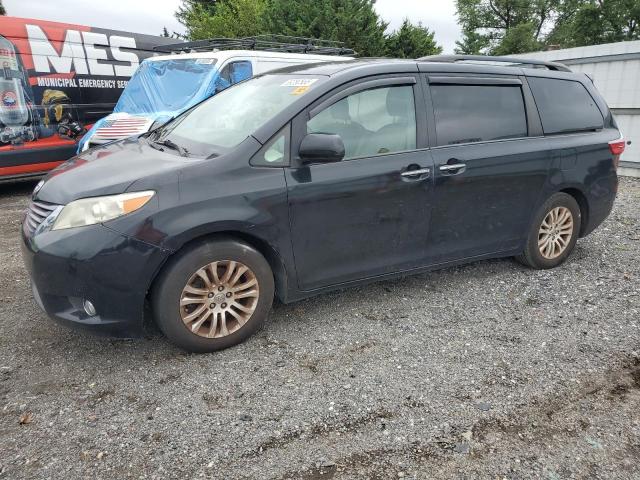 2016 TOYOTA SIENNA XLE, 