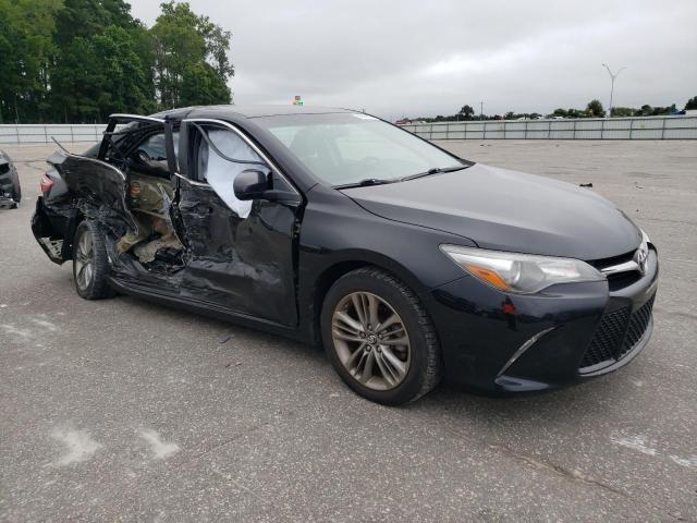 4T1BF1FK1HU411834 - 2017 TOYOTA CAMRY LE BLACK photo 4