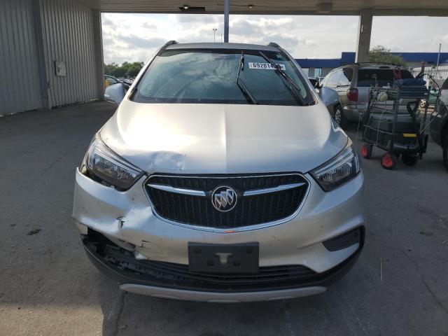 KL4CJESB4JB505559 - 2018 BUICK ENCORE PREFERRED 银色 照片 5