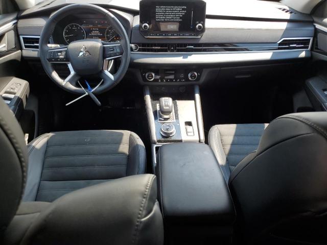 JA4J3VA87RZ015238 - 2024 MITSUBISHI OUTLANDER SE WHITE photo 8