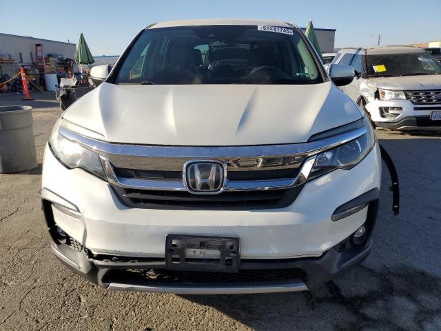 5FNYF5H39KB039428 - 2019 HONDA PILOT EX WHITE photo 5