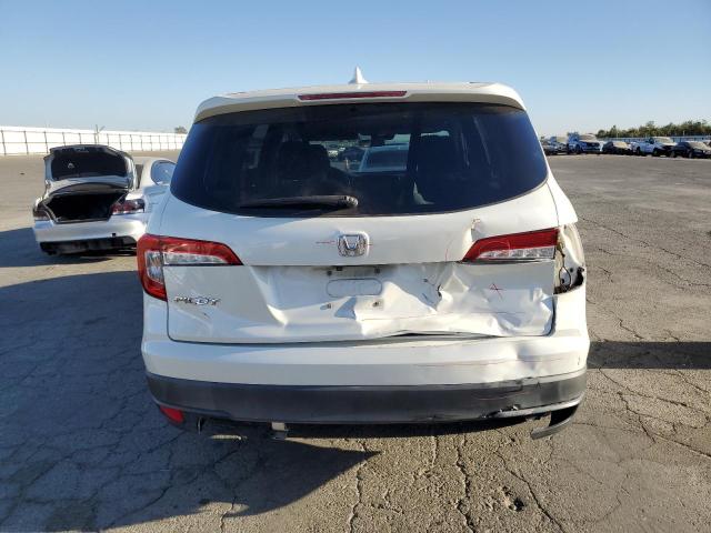 5FNYF5H39KB039428 - 2019 HONDA PILOT EX WHITE photo 6