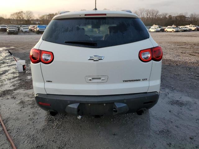 1GNKVLED6BJ322055 - 2011 CHEVROLET TRAVERSE LTZ WHITE photo 6