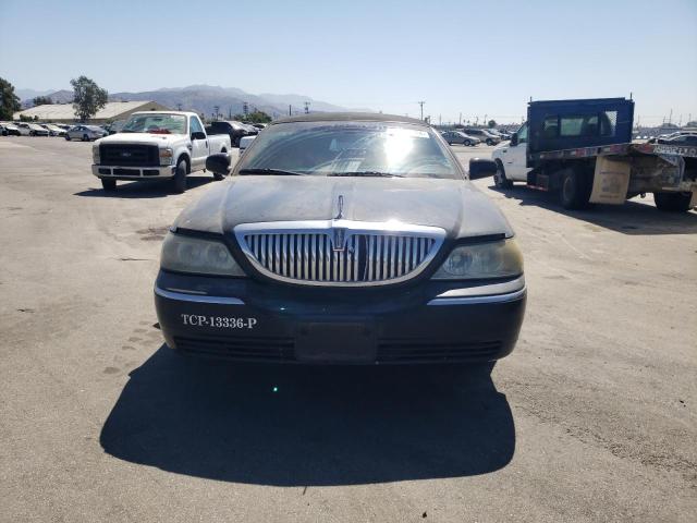1L1FM88W65Y649815 - 2005 LINCOLN TOWN CAR EXECUTIVE BLACK photo 5