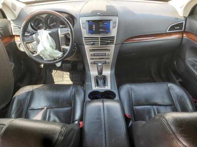 2LMHJ5AT5BBJ52105 - 2011 LINCOLN MKT 白色 照片 8