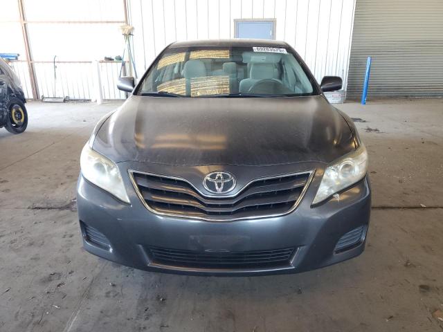 4T1BF3EK5BU749113 - 2011 TOYOTA CAMRY BASE 灰色 照片 5