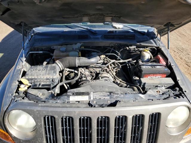 1J4GL38K45W662529 - 2005 JEEP LIBERTY RENEGADE BROWN photo 11