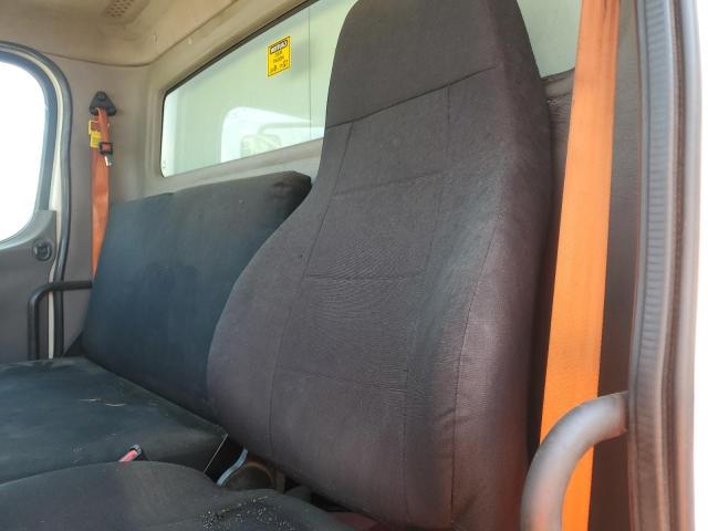 3ALACWFC0LDLY2983 - 2020 FREIGHTLINER M2 106 MEDIUM DUTY WHITE photo 6