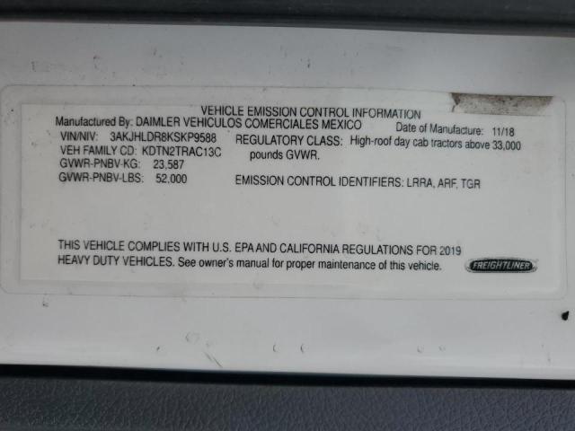 3AKJHLDR8KSKP9588 - 2019 FREIGHTLINER CASCADIA 1 WHITE photo 10