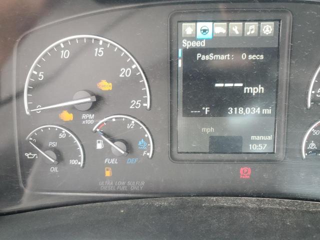 3AKJHLDR8KSKP9588 - 2019 FREIGHTLINER CASCADIA 1 WHITE photo 8