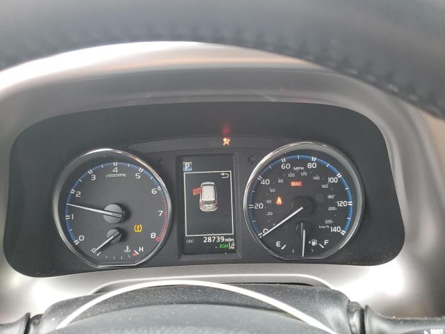 JTMDFREV6JJ201938 - 2018 TOYOTA RAV4 LIMITED SILVER photo 9