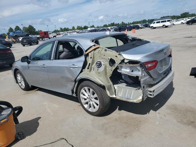 4T1B11HK2KU833064 - 2019 TOYOTA CAMRY L 银色 照片 2