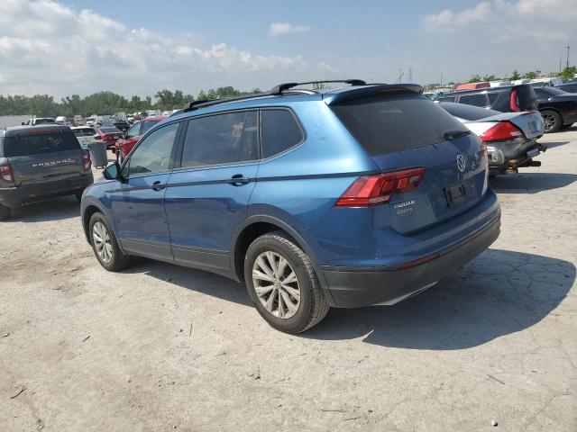 3VV0B7AXXJM088487 - 2018 VOLKSWAGEN TIGUAN S ლურჯი ფოტო 2