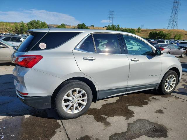 2GNAXUEV5K6292709 - 2019 CHEVROLET EQUINOX LT 银色 照片 3