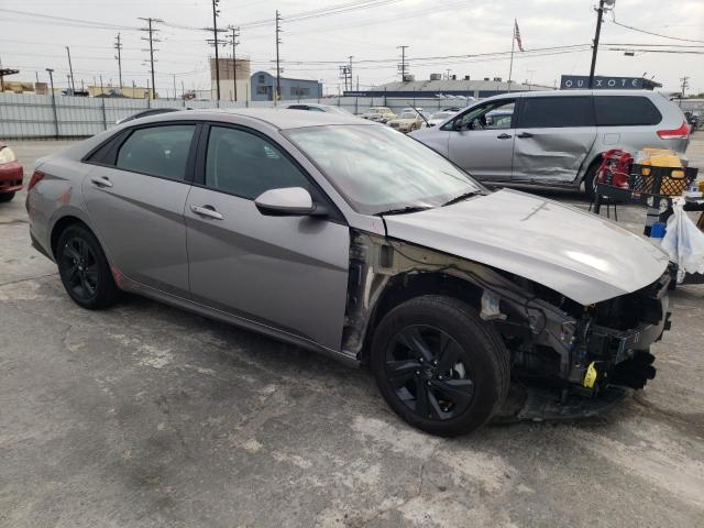 KMHLM4AG0PU437998 - 2023 HYUNDAI ELANTRA SEL GRAY photo 4