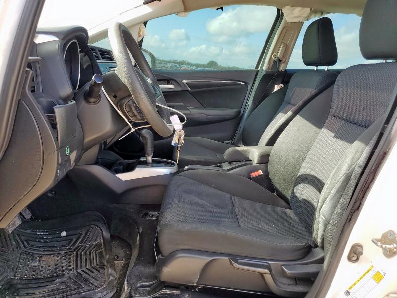 3HGGK5H42KM703114 - 2019 HONDA FIT LX أبيض صورة 7