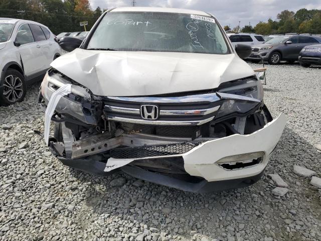 5FNYF5H11HB011503 - 2017 HONDA PILOT LX WHITE photo 5