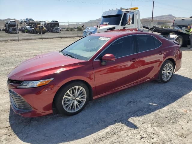 4T1F11BK7LU017673 - 2020 TOYOTA CAMRY XLE RED photo 1