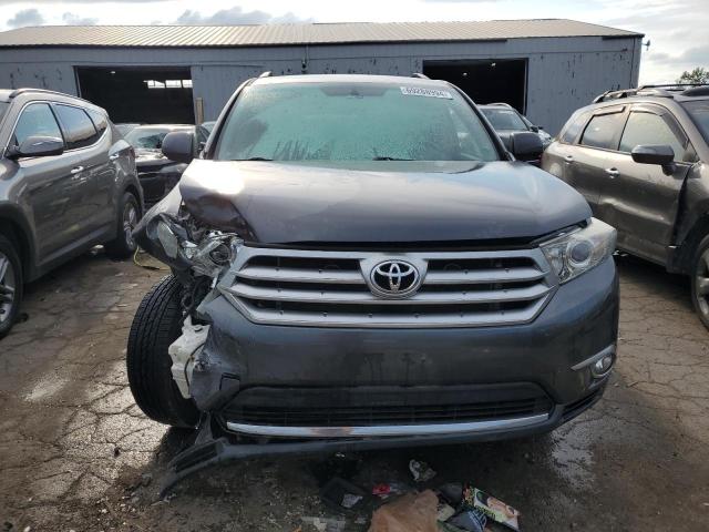 5TDBK3EH5BS051674 - 2011 TOYOTA HIGHLANDER BASE GRAY photo 5