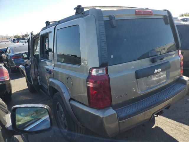 1J8HG48N76C228647 - 2006 JEEP COMMANDER GRAY photo 2