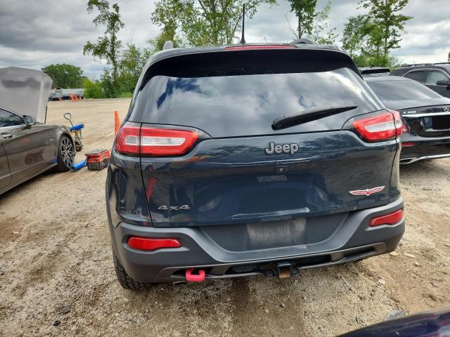 1C4PJMBS2HW637062 - 2017 JEEP CHEROKEE TRAILHAWK BLACK photo 6