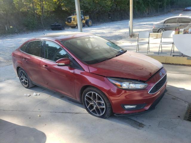 1FADP3H26HL227505 - 2017 FORD FOCUS SEL RED photo 4