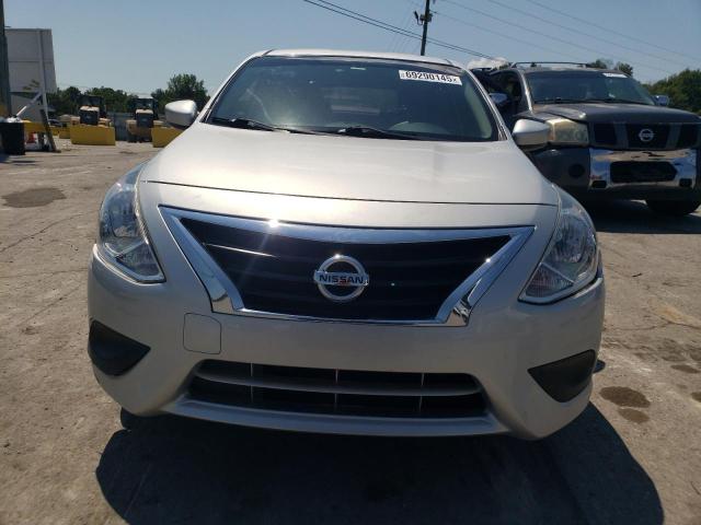 3N1CN7AP5KL822224 - 2019 NISSAN VERSA S ვერცხლისფერი ფოტო 5