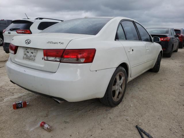 5NPET46F68H305419 - 2008 HYUNDAI SONATA GLS WHITE photo 4