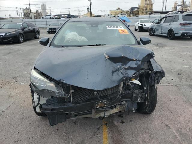 5YFBURHE6JP738703 - 2018 TOYOTA COROLLA L GRAY photo 5