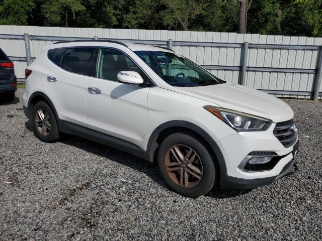 5NMZUDLB9JH060196 - 2018 HYUNDAI SANTA FE S WHITE photo 4