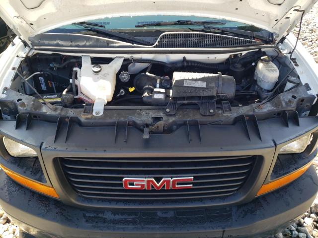 1GTW7AFF9H1120702 - 2017 GMC SAVANA G2500 WHITE photo 12