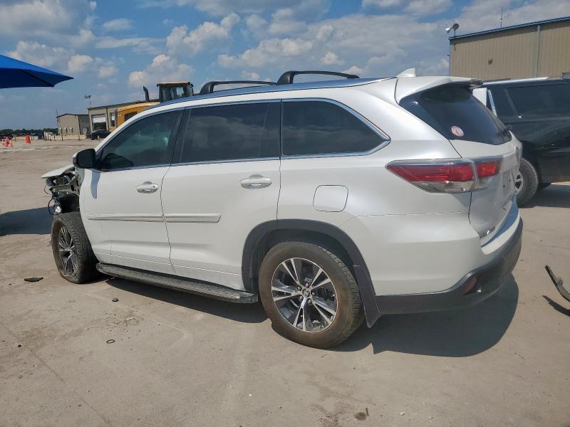 5TDKKRFHXGS176632 - 2016 TOYOTA HIGHLANDER XLE WHITE photo 2