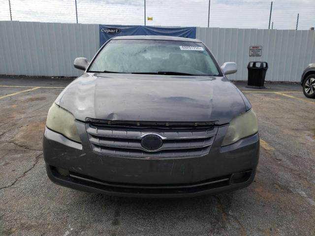 4T1BK36B96U069053 - 2006 TOYOTA AVALON XL GRAY photo 5