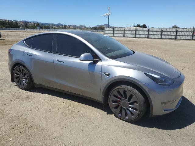 7SAYGDEF5RF128156 - 2024 TESLA MODEL Y ვერცხლისფერი ფოტო 4