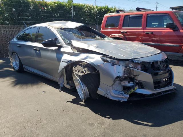 1HGCV1F35JA150267 - 2018 HONDA ACCORD SPORT SILVER photo 4