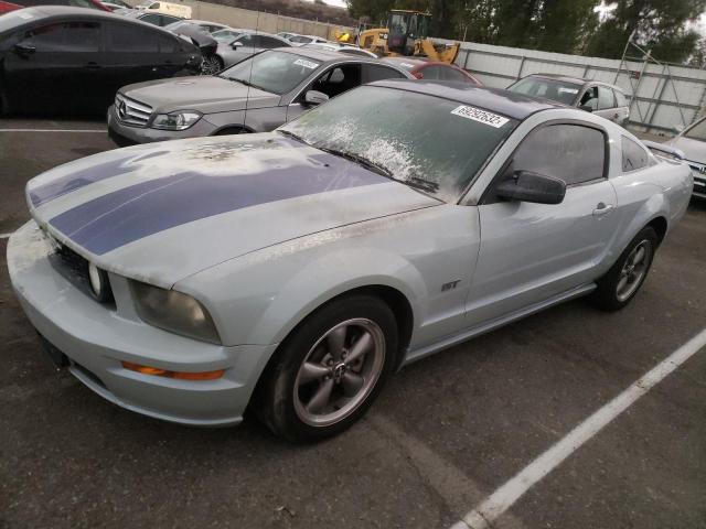 1ZVHT82H665150487 - 2006 FORD MUSTANG GT GRAY photo 1