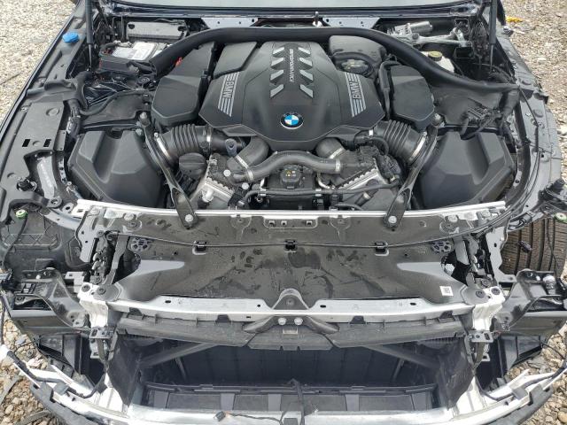 WBAGV8C07RCR35258 - 2024 BMW M850XI BLUE photo 11