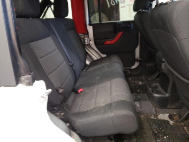 1J4BA5H13BL532659 - 2011 JEEP WRANGLER U SAHARA WHITE photo 10