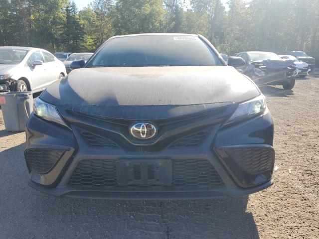 4T1G11AK3PU822470 - 2023 TOYOTA CAMRY SE NIGHT SHADE BLACK photo 5