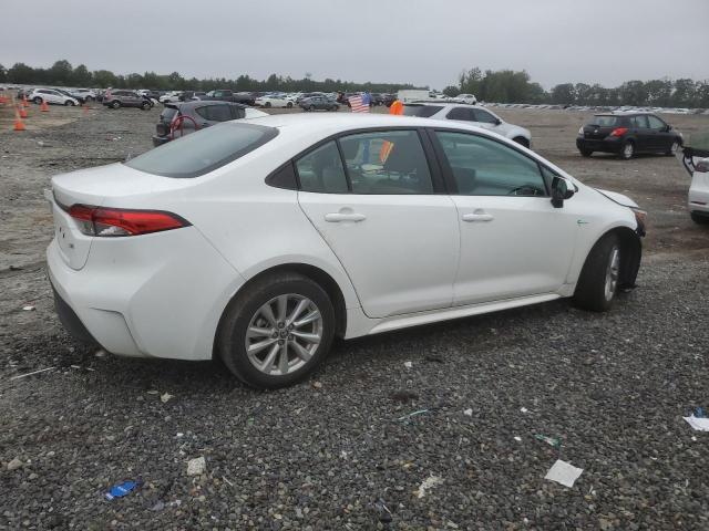 5YFB4MDE3RP223744 - 2024 TOYOTA COROLLA LE WHITE photo 3