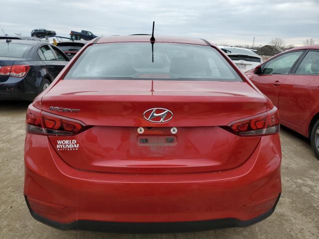 3KPC24A39JE022062 - 2018 HYUNDAI ACCENT SE RED photo 6