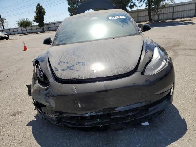 5YJ3E1EC6PF711334 - 2023 TESLA MODEL 3 Черный фото 5