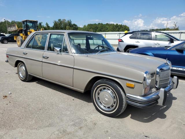 11401012046357 - 1970 MERCEDES-BENZ 250 GRAY photo 4